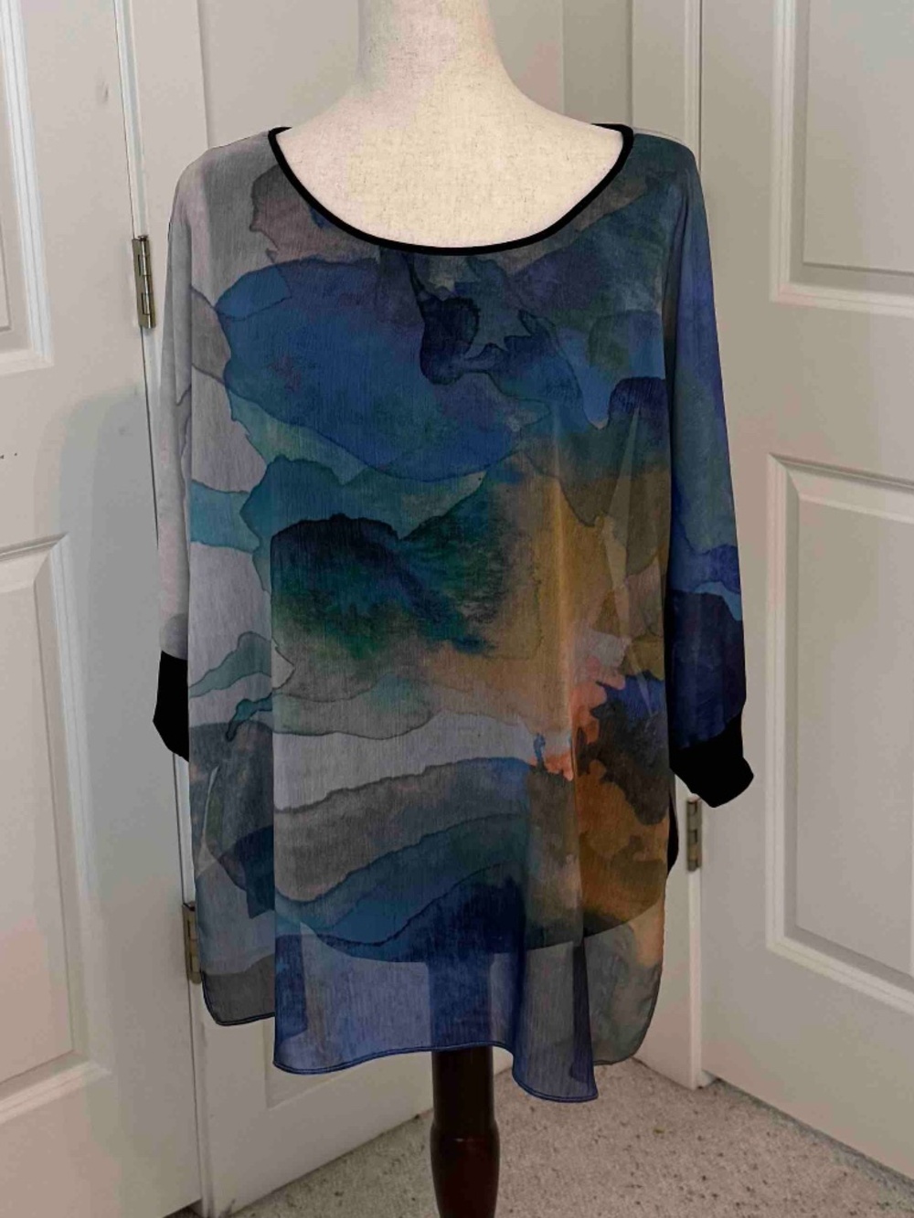 Soft Surroundings Abstract Artsy Print Top Sz S